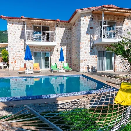 Uzumlu Village 3 Bedroom 8691 * Kalkan