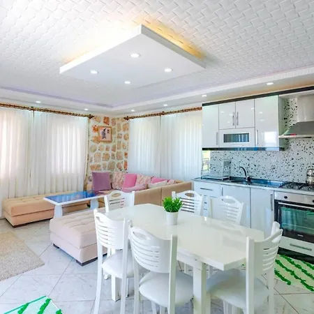 Uzumlu Village 3 Bedroom 8691 * Kalkan