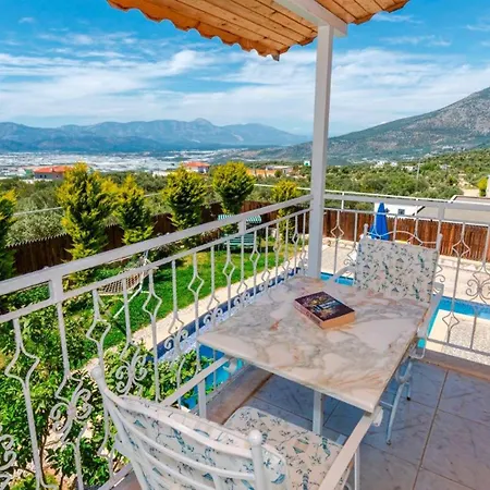Uzumlu Village 3 Bedroom 8691 * Kalkan