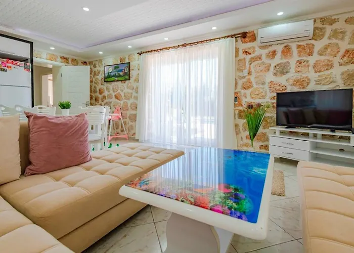 Uzumlu Village 3 Bedroom Villa Kalkan